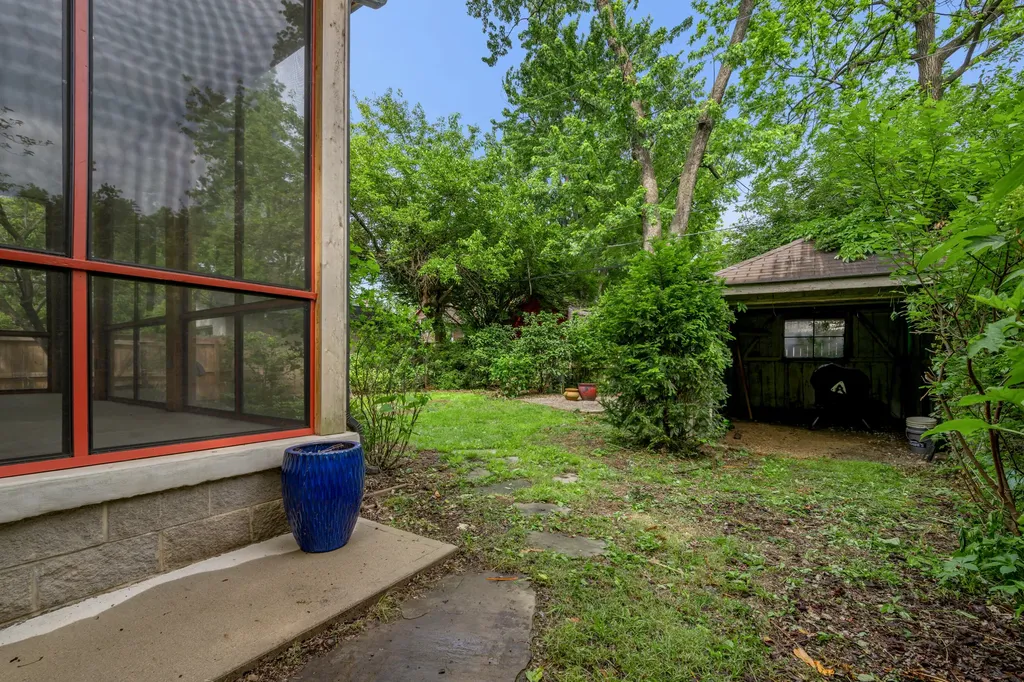 337 Transylvania Park Lexington KY 40508