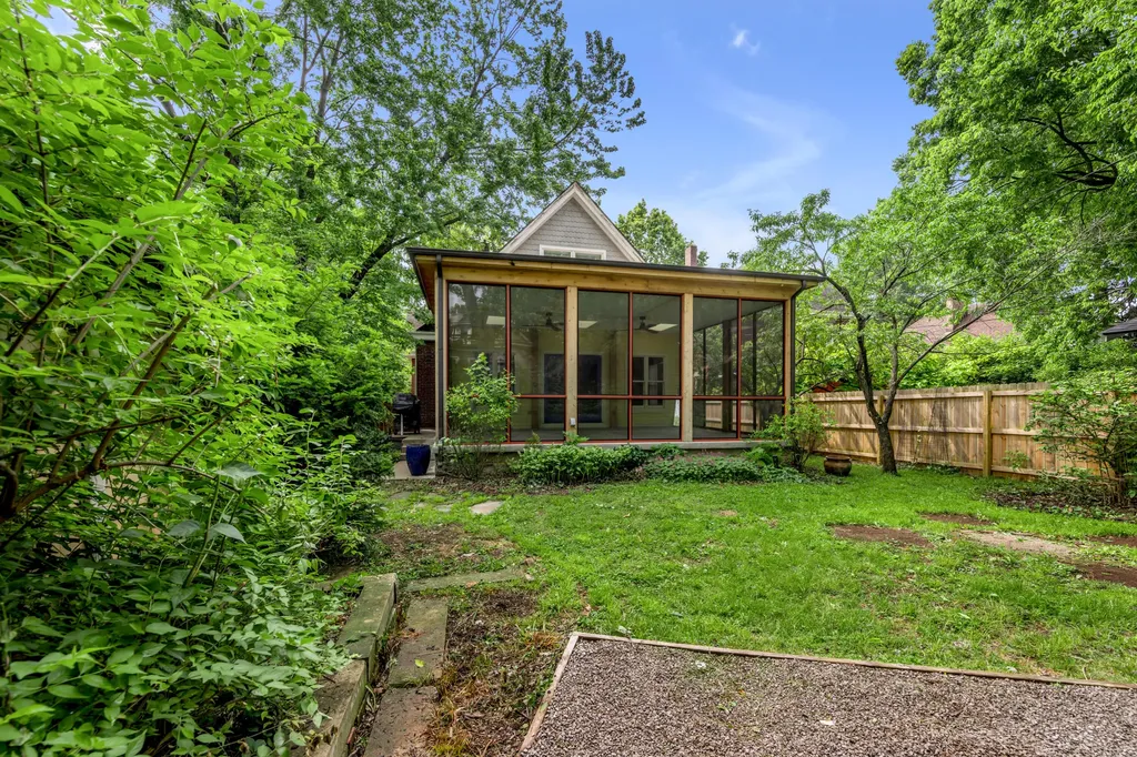 337 Transylvania Park Lexington KY 40508