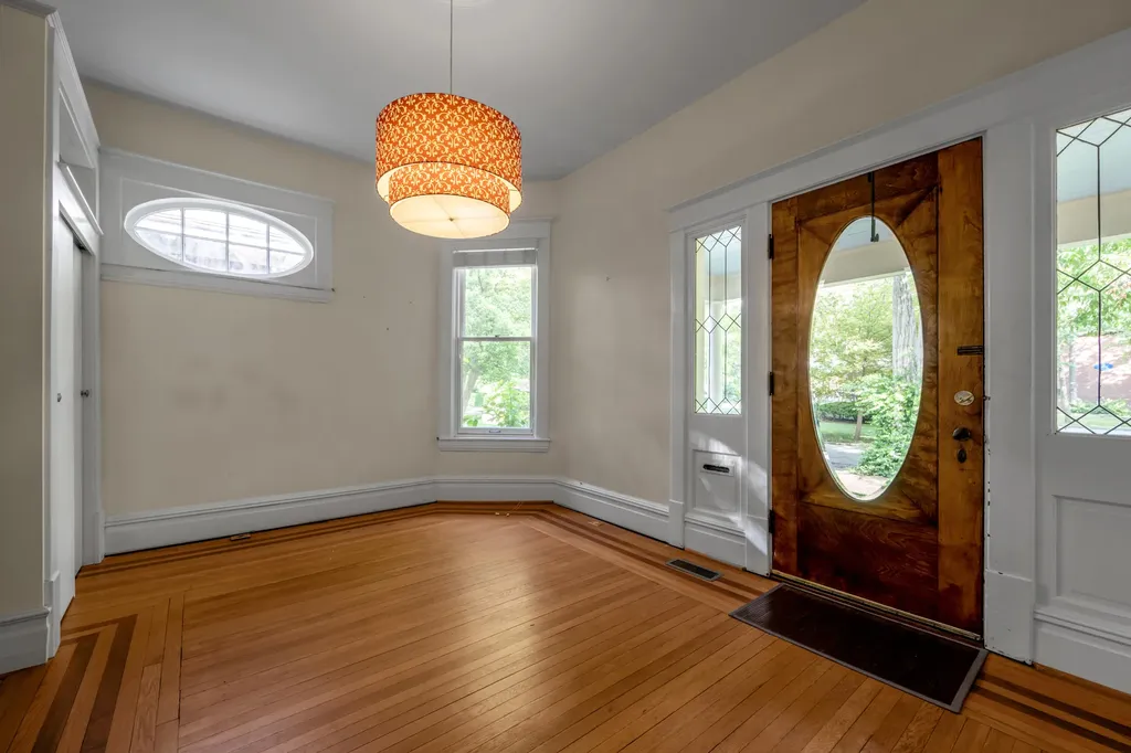 337 Transylvania Park Lexington KY 40508