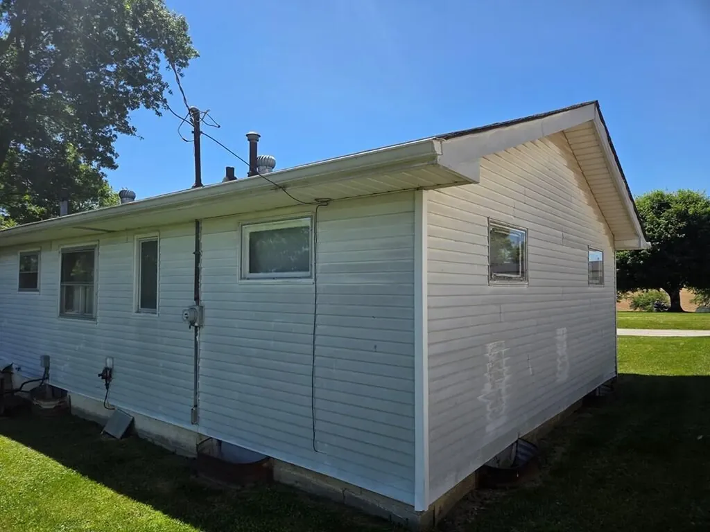 1514 Helena Road Flemingsburg KY 41041