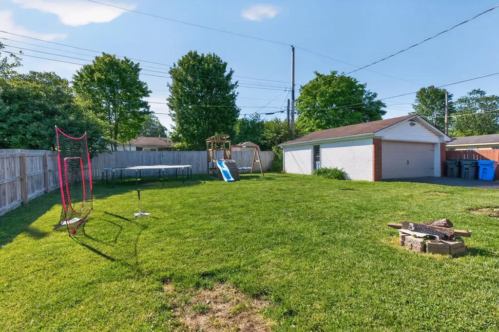 2104 Violet Road Lexington KY 40504