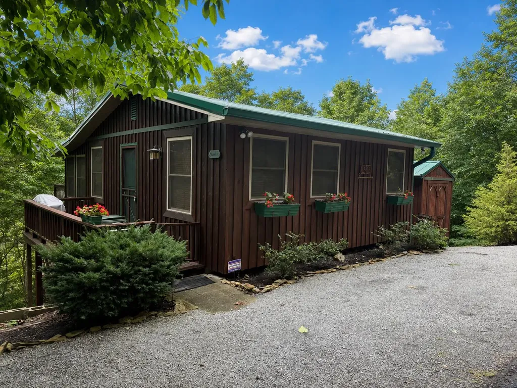 116 Cabin Drive Russell Springs KY 42642