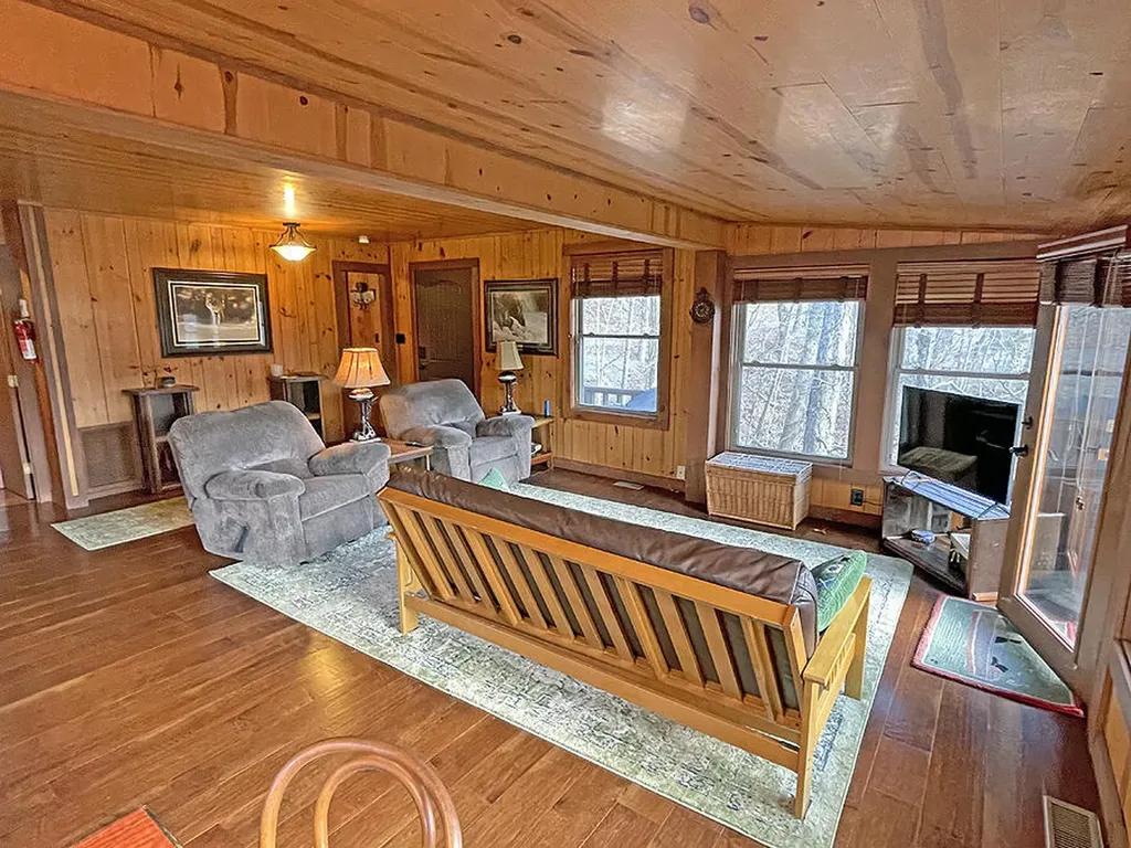 116 Cabin Drive Russell Springs KY 42642