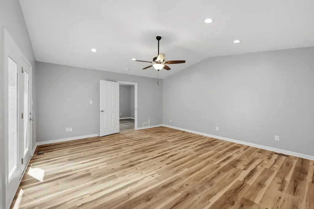 149 Joy Street Lawrenceburg KY 40342
