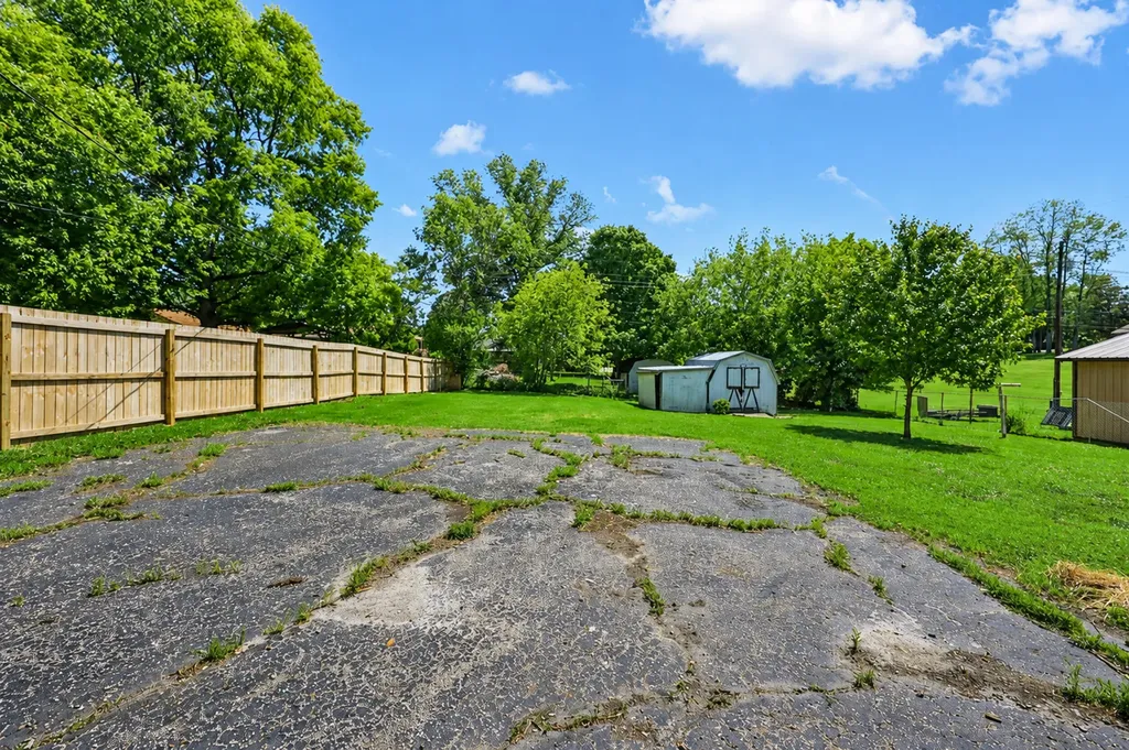 149 Joy Street Lawrenceburg KY 40342