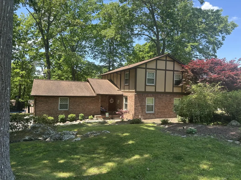 130 Tall Oak Trail Pineville KY 40977
