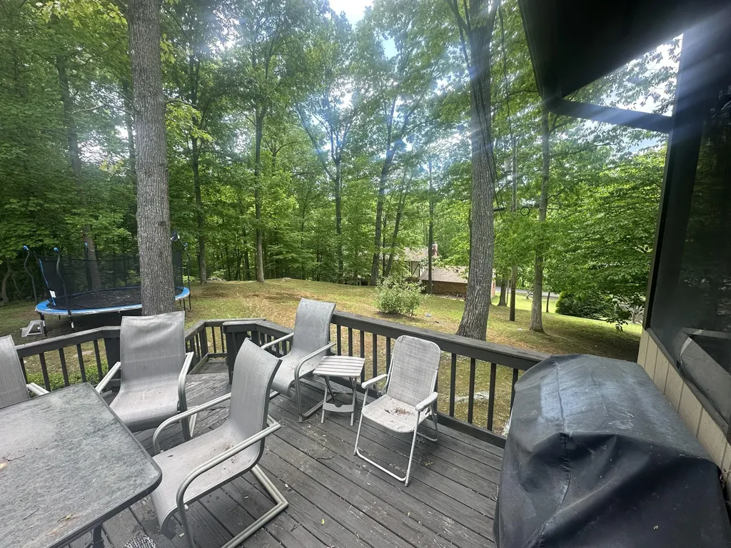 130 Tall Oak Trail Pineville KY 40977