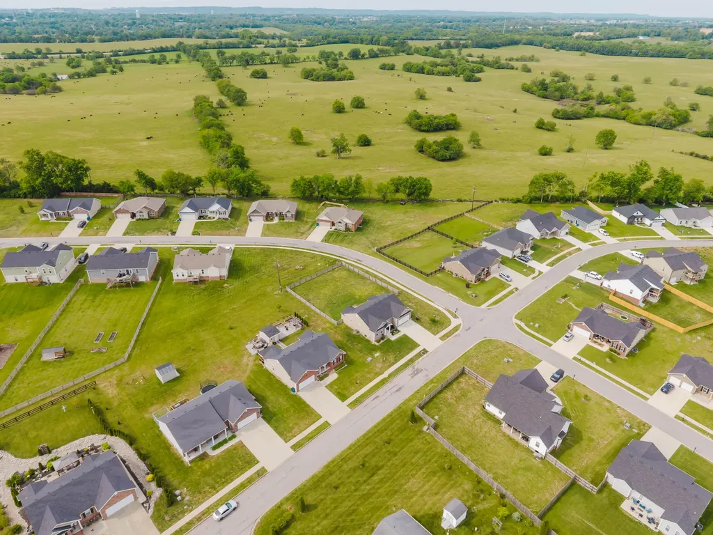 128 Max Cavnes Road Danville KY 40422