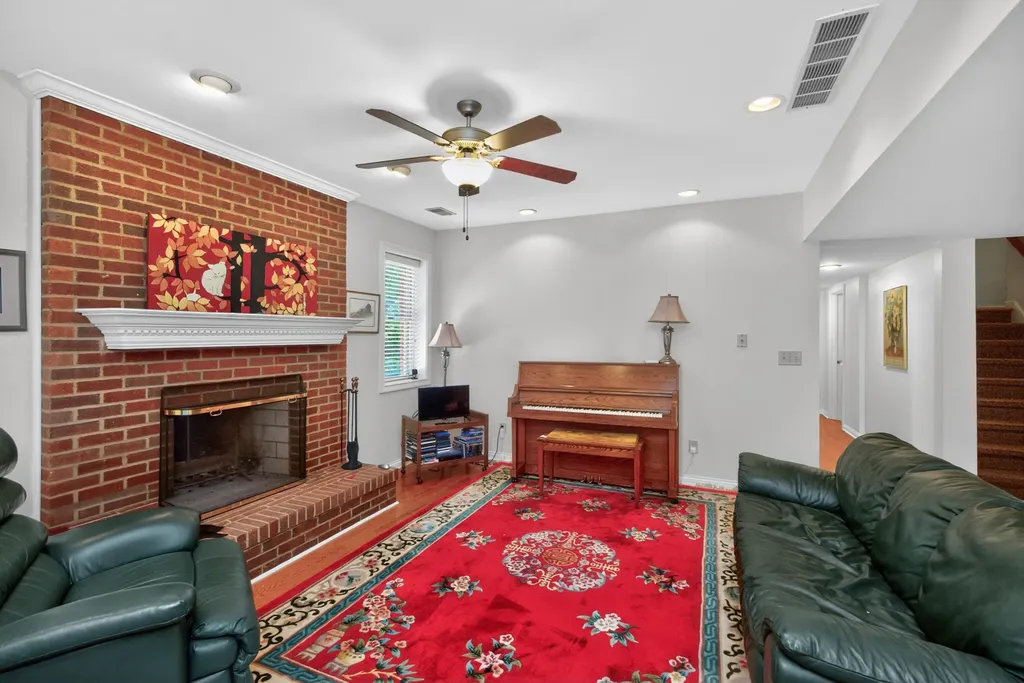 4848 Pleasant Grove Road Lexington KY 40515