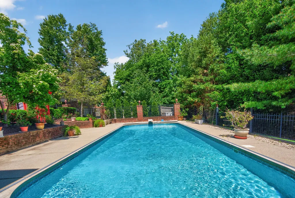 4848 Pleasant Grove Road Lexington KY 40515