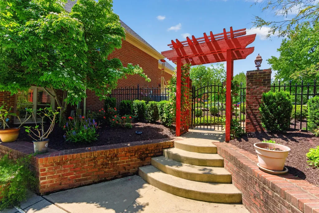 4848 Pleasant Grove Road Lexington KY 40515
