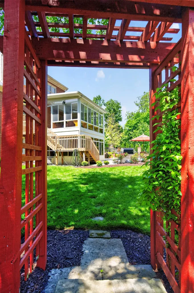 4848 Pleasant Grove Road Lexington KY 40515