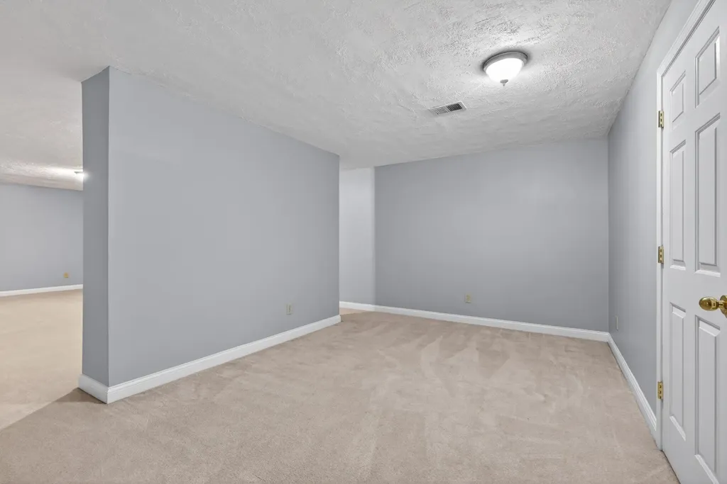 2181 Palomar Trace Drive Lexington KY 40513