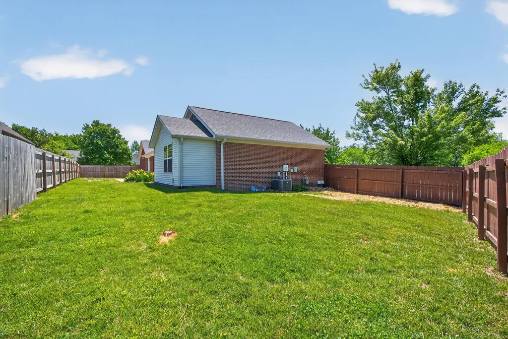 2181 Palomar Trace Drive Lexington KY 40513