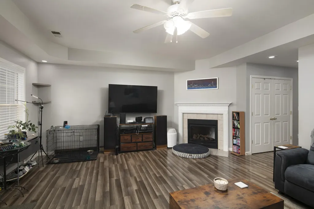 1123 Oatlands Park Lexington KY 40509