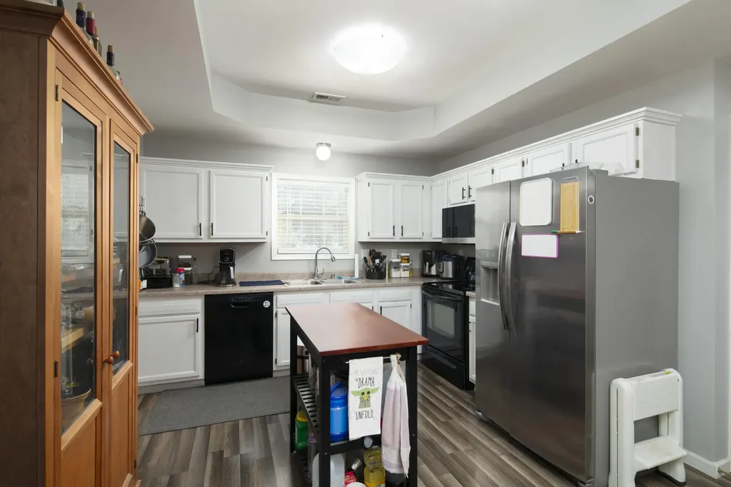 1123 Oatlands Park Lexington KY 40509