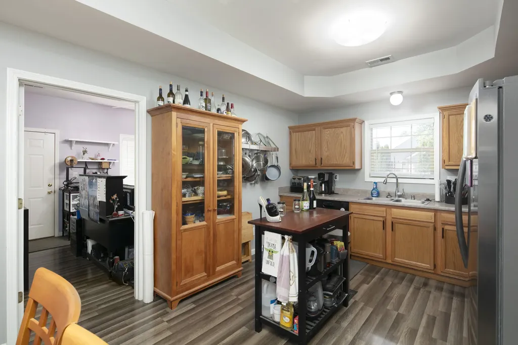 1123 Oatlands Park Lexington KY 40509
