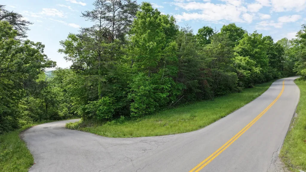 1005 Garland Road Burnside KY 42519