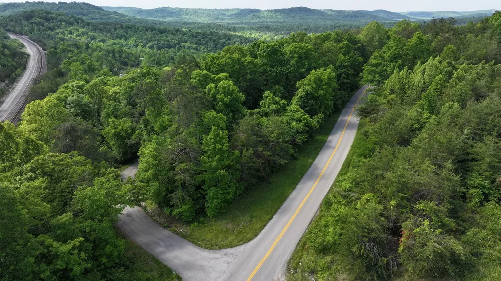 1005 Garland Road Burnside KY 42519
