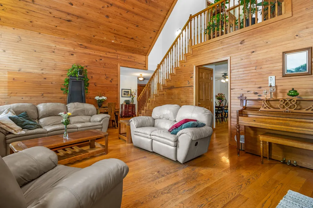 6330 W Laurel Road London KY 40741