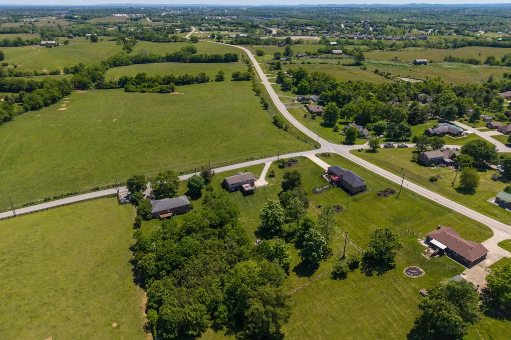104 Crutcher Pike Richmond KY 40475