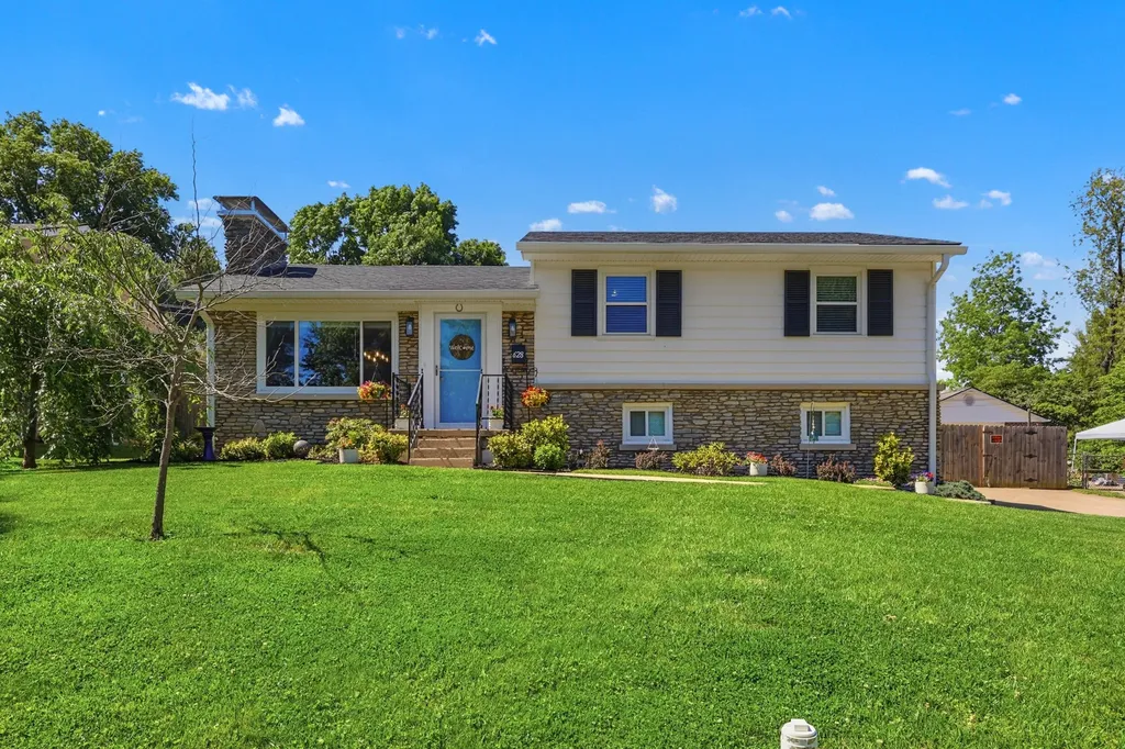 628 Pasadena Drive Lexington KY 40503