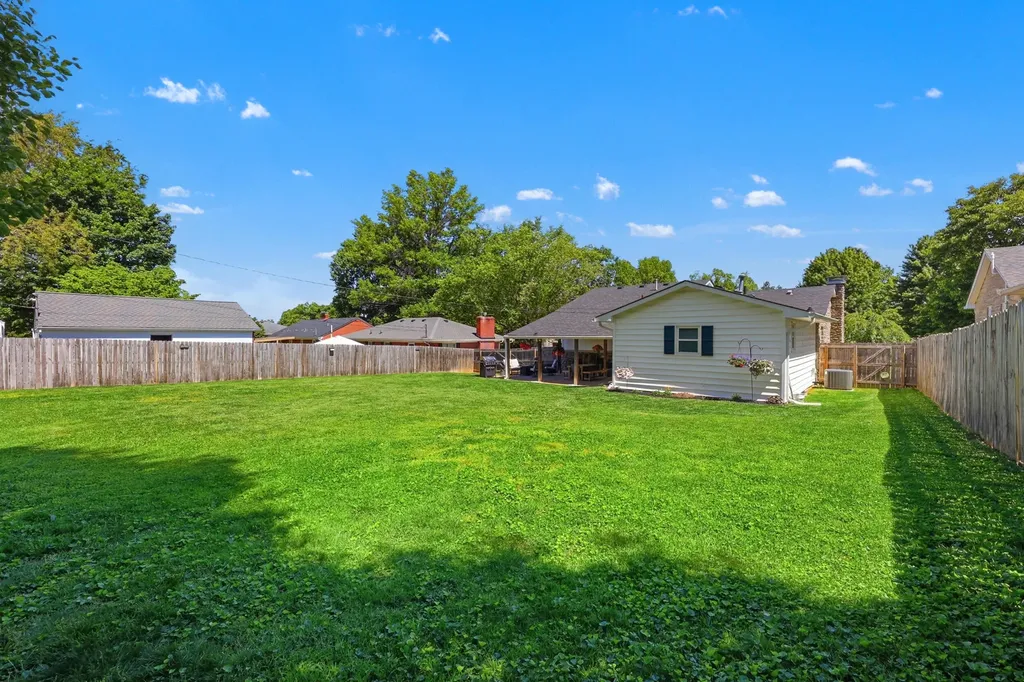 628 Pasadena Drive Lexington KY 40503