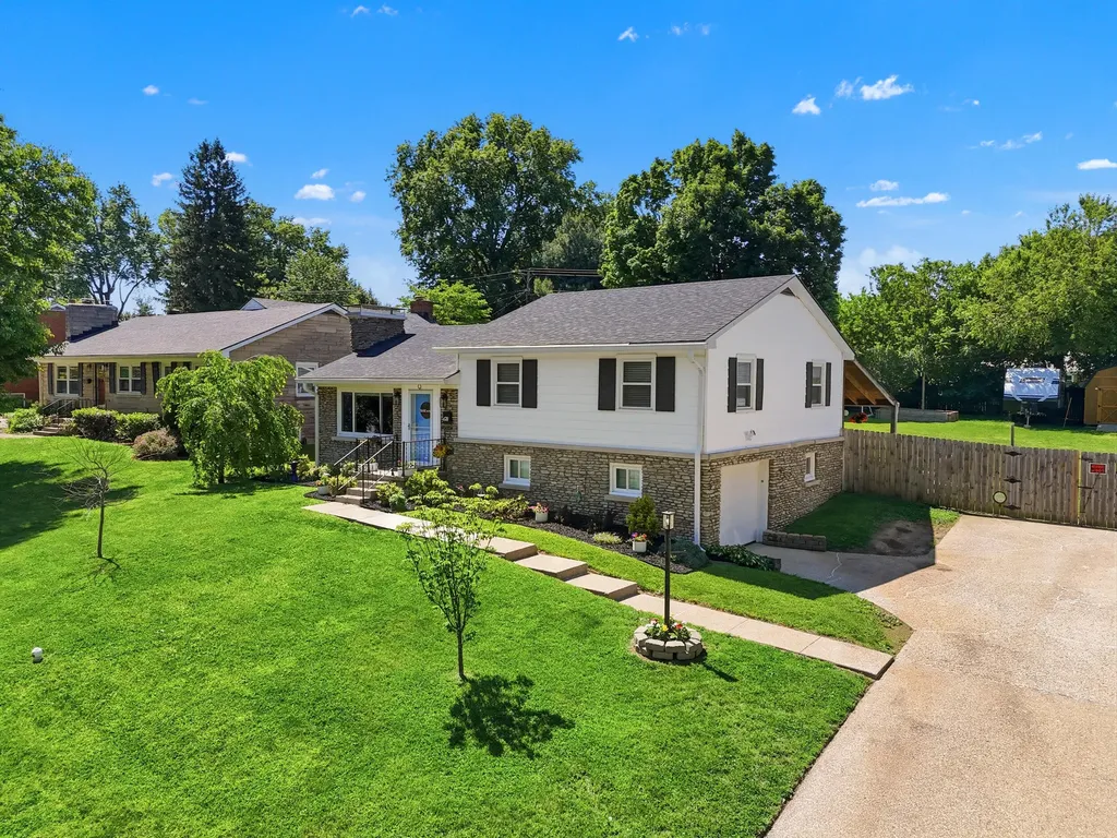 628 Pasadena Drive Lexington KY 40503