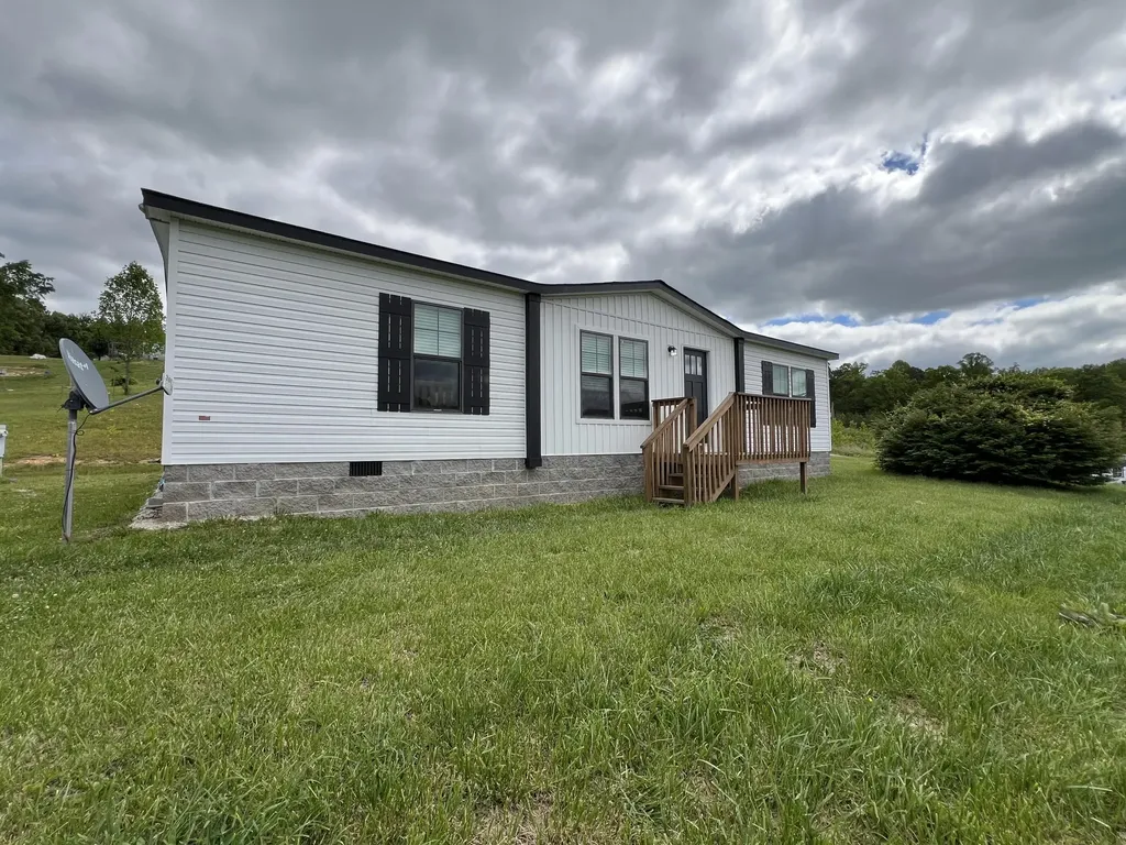 31 Dean Lane Gray KY 40734