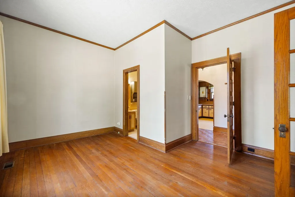 285 W Main Street Mt Vernon KY 40456