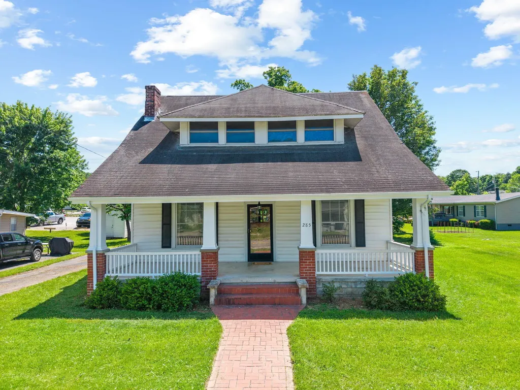 285 W Main Street Mt Vernon KY 40456