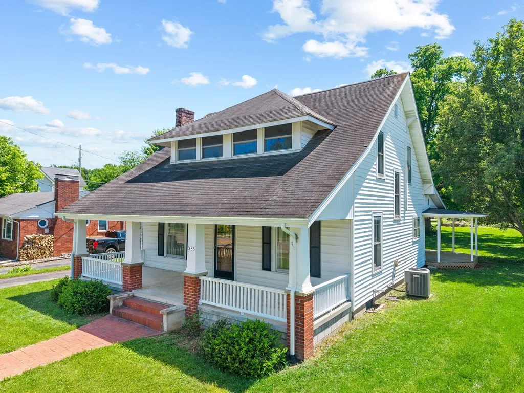 285 W Main Street Mt Vernon KY 40456