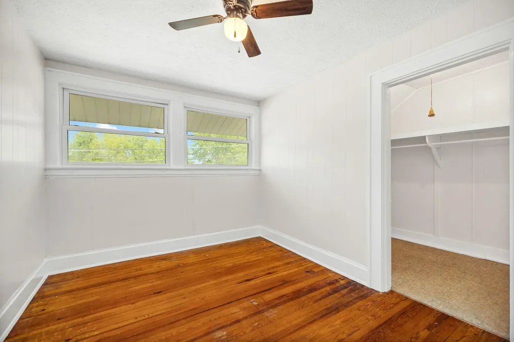 285 W Main Street Mt Vernon KY 40456