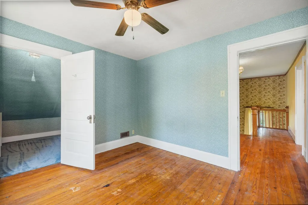 285 W Main Street Mt Vernon KY 40456
