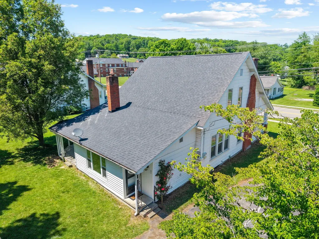 285 W Main Street Mt Vernon KY 40456