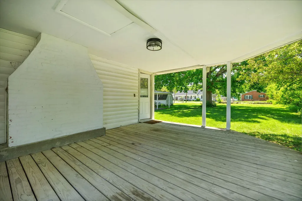 285 W Main Street Mt Vernon KY 40456