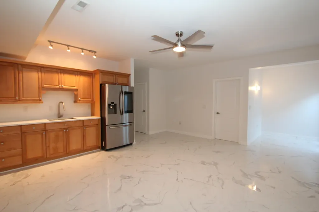 2465 Astarita Way Lexington KY 40509