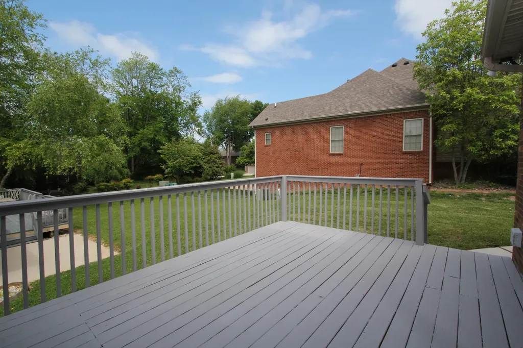 2465 Astarita Way Lexington KY 40509