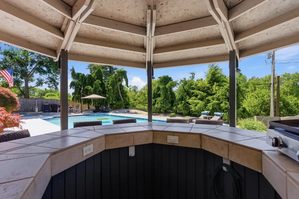 2938 Montavesta Road Lexington KY 40502