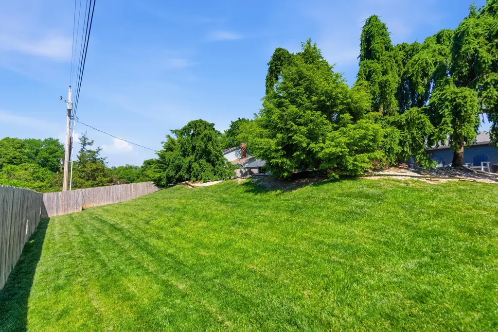 2938 Montavesta Road Lexington KY 40502