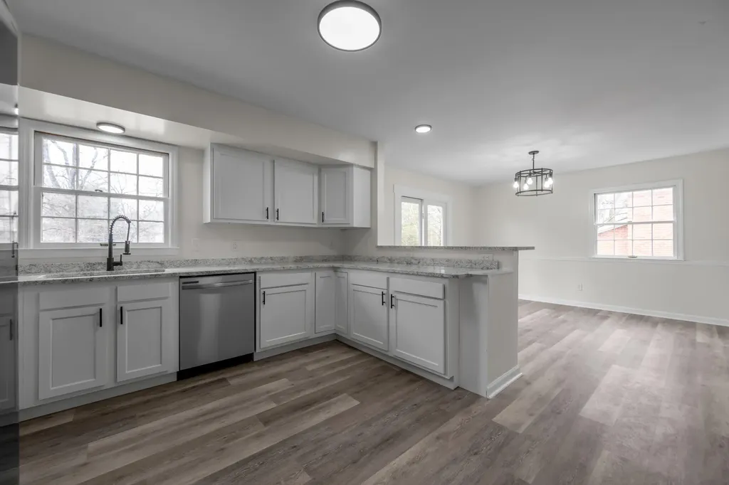 1521 Pine Meadow Road Lexington KY 40504