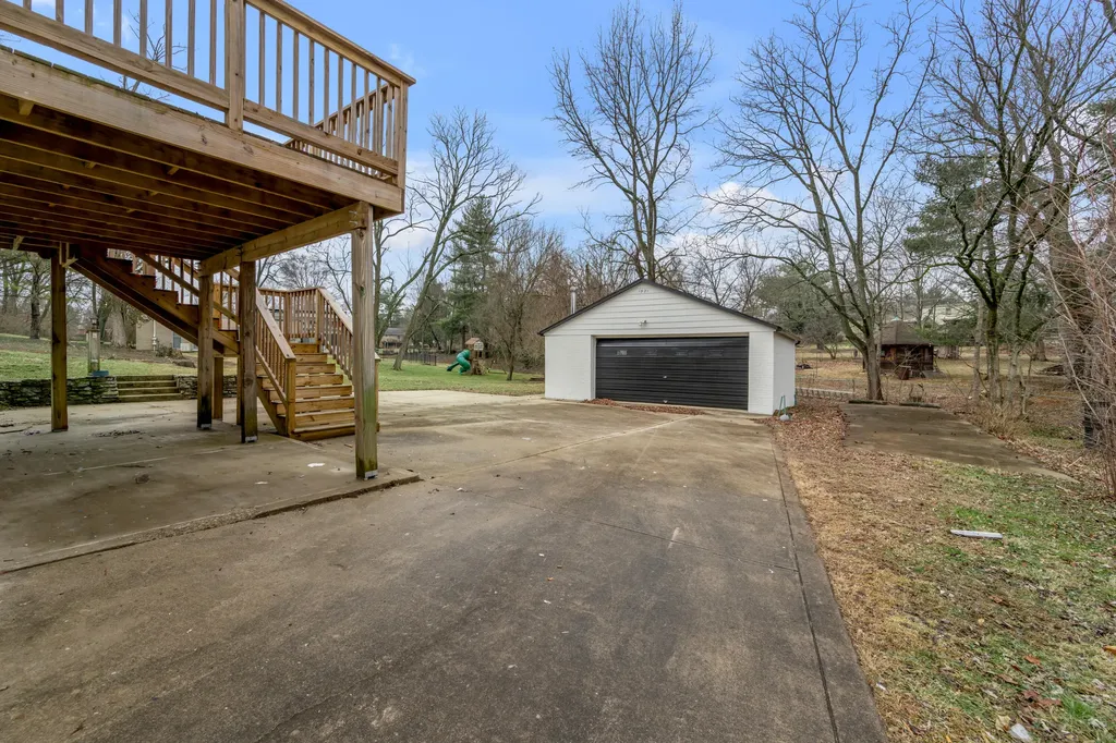 1521 Pine Meadow Road Lexington KY 40504
