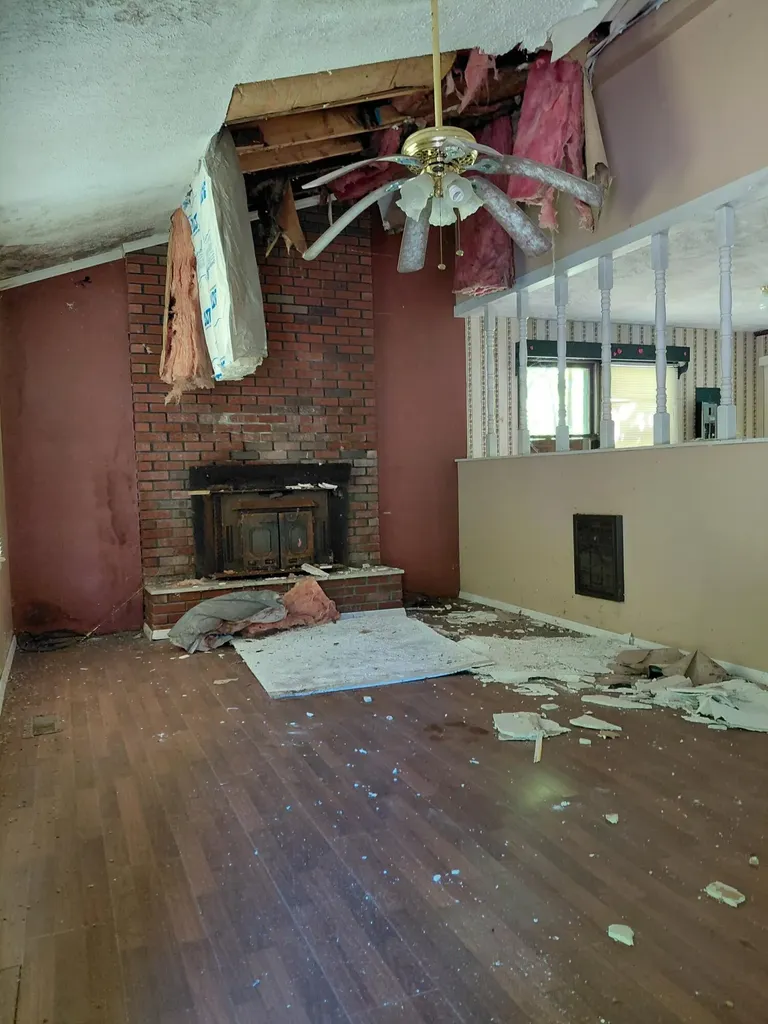 19905 Grapevine Road Phyllis KY 41544