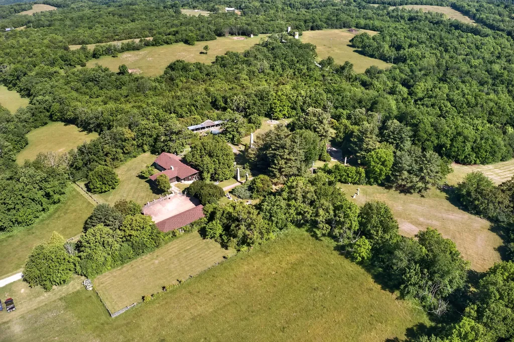 4351 Lexington Road Harrodsburg KY 40330