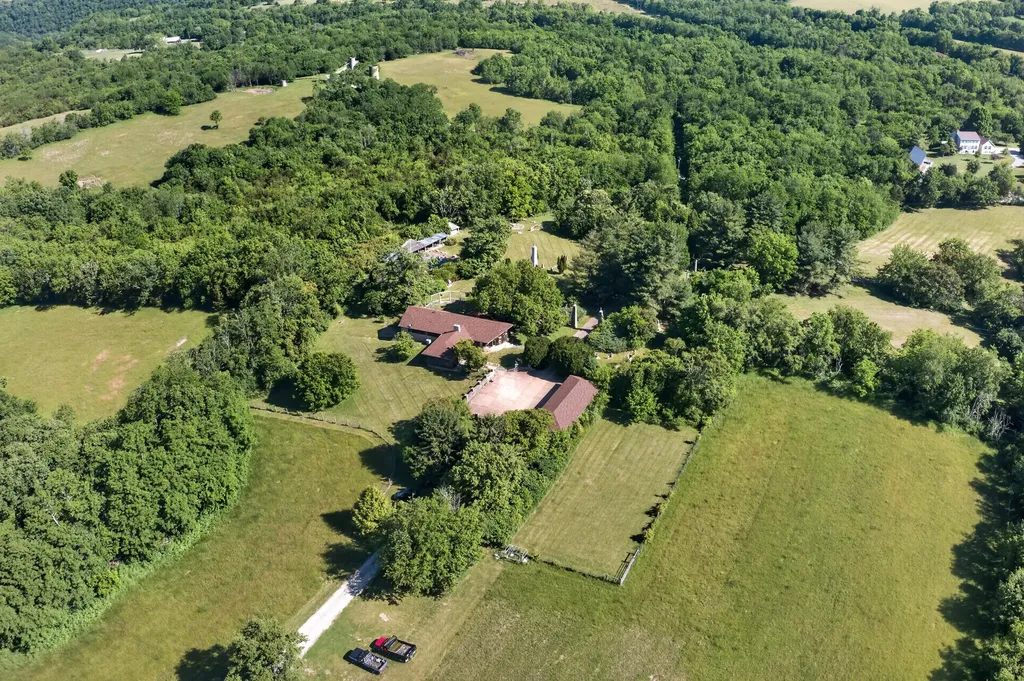 4351 Lexington Road Harrodsburg KY 40330