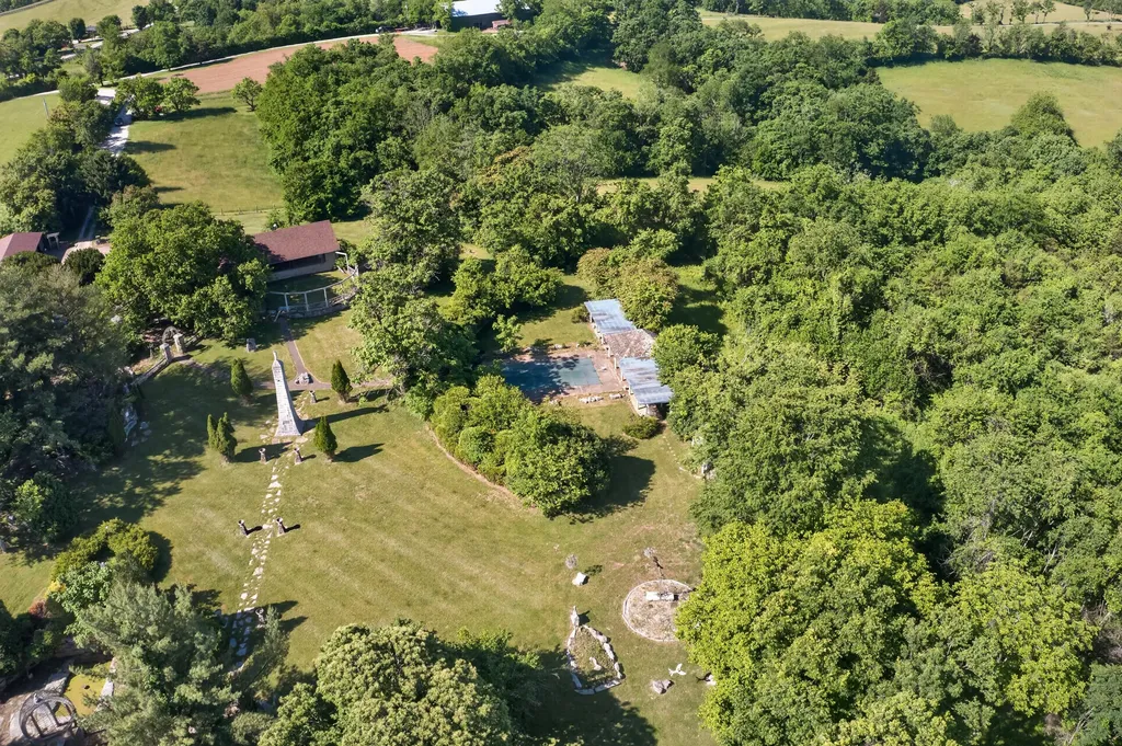4351 Lexington Road Harrodsburg KY 40330