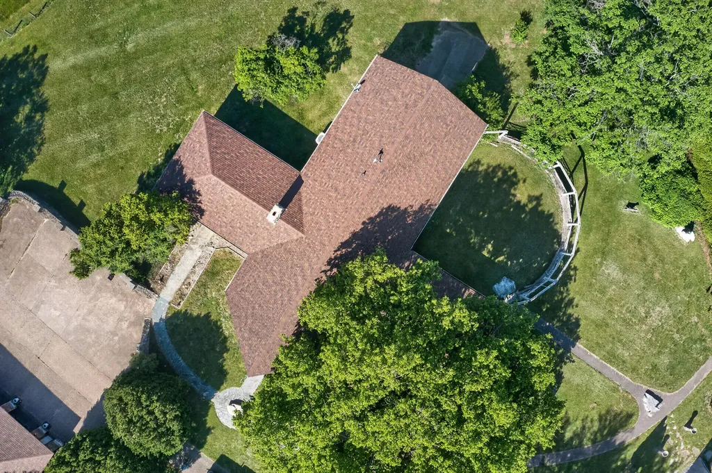4351 Lexington Road Harrodsburg KY 40330