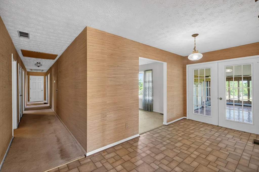 4351 Lexington Road Harrodsburg KY 40330