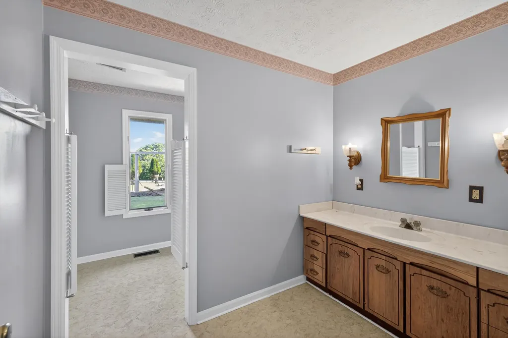 4351 Lexington Road Harrodsburg KY 40330