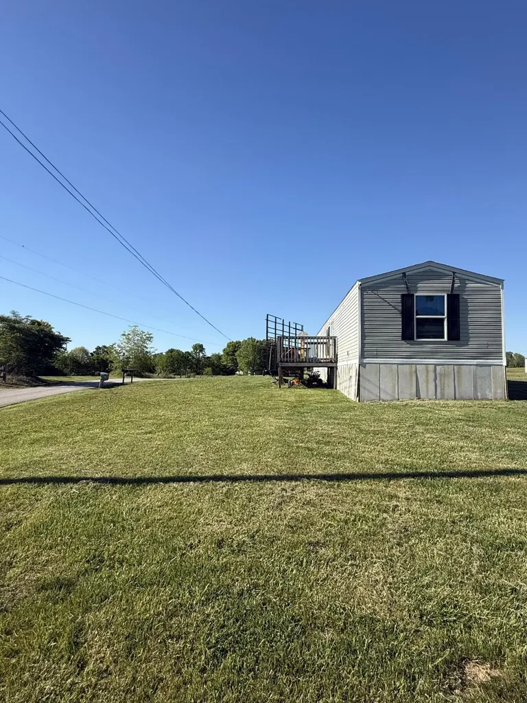 308 Taylor Bridge Road London KY 40744